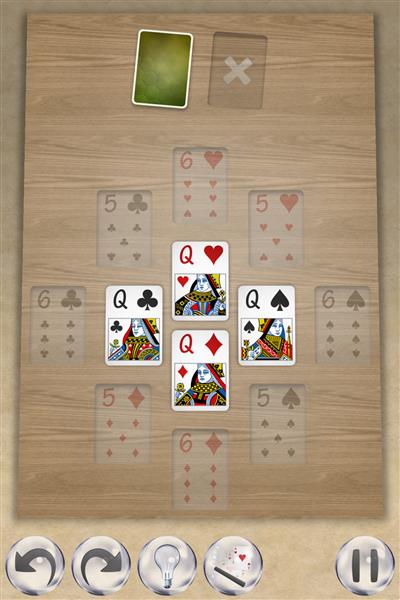 Captive Queens solitaire